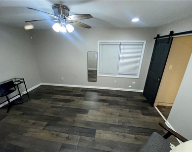 2176 Pansy Street - Photo Thumbnail 11