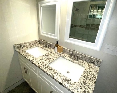 2176 Pansy Street - Photo Thumbnail 7