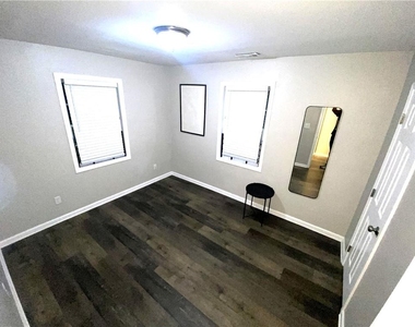 2176 Pansy Street - Photo Thumbnail 13