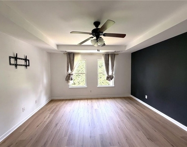 2160 Crestridge Trail Ne - Photo Thumbnail 14