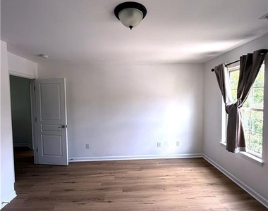 2160 Crestridge Trail Ne - Photo Thumbnail 29