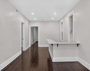 3023 W Wellington Avenue - Photo Thumbnail 12