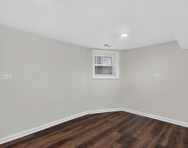 3023 W Wellington Avenue - Photo Thumbnail 21