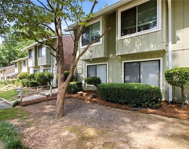 2183 Surrey Court Se - Photo Thumbnail 25