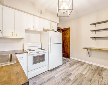 1660 2nd Street - Photo Thumbnail 8