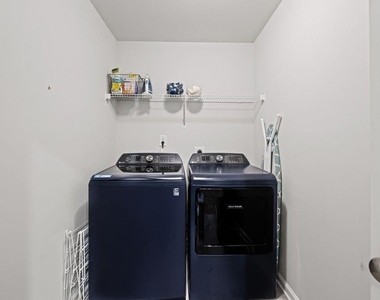 2615 Quaterdeck Drive - Photo Thumbnail 15