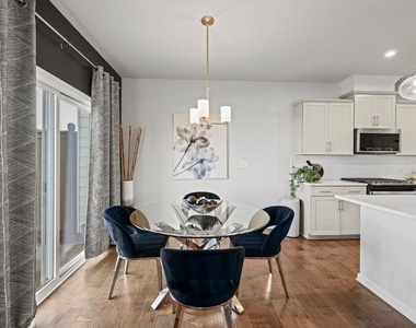 2615 Quaterdeck Drive - Photo Thumbnail 7