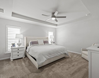 2615 Quaterdeck Drive - Photo Thumbnail 16