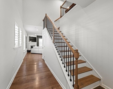 2615 Quaterdeck Drive - Photo Thumbnail 3