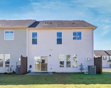 2615 Quaterdeck Drive - Photo Thumbnail 22