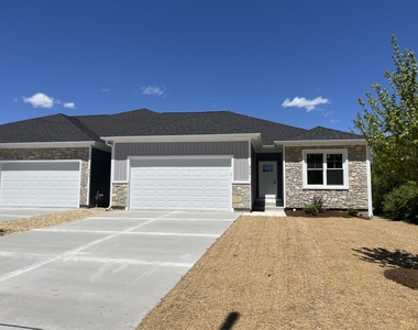 974 Meadow Lane - Photo Thumbnail 23