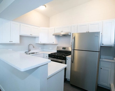26 E Washington Avenue - Photo Thumbnail 2