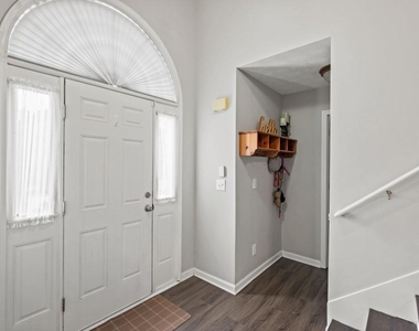 122 Brookhaven Lane - Photo Thumbnail 32