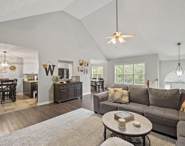122 Brookhaven Lane - Photo Thumbnail 6