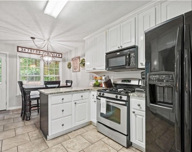 122 Brookhaven Lane - Photo Thumbnail 8