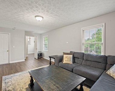 122 Brookhaven Lane - Photo Thumbnail 23