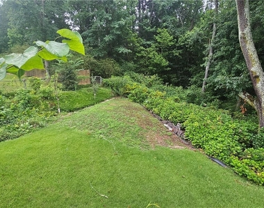 395 Monivea Lane - Photo Thumbnail 21