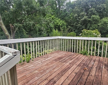 395 Monivea Lane - Photo Thumbnail 22