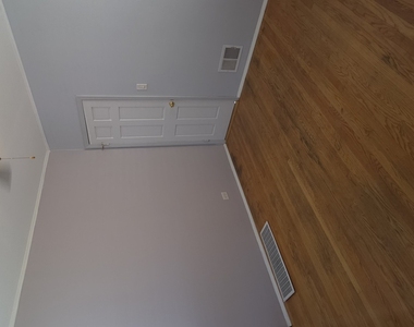 3327 S Austin Boulevard - Photo Thumbnail 16