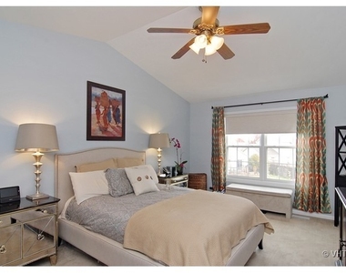 209 Wilton Lane - Photo Thumbnail 8