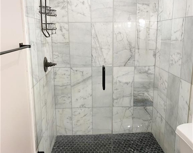 1927 S Gordon Street Sw - Photo Thumbnail 27