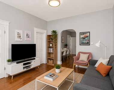 841 N Damen Avenue - Photo Thumbnail 4