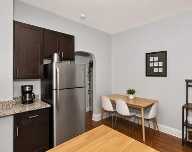 841 N Damen Avenue - Photo Thumbnail 8