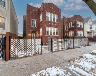 1941 N Harding Avenue - Photo Thumbnail 1