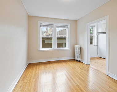 1923 W Estes Avenue - Photo Thumbnail 3