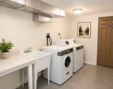 718 S Aberdeen Street - Photo Thumbnail 7
