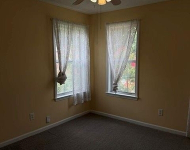 529 Summerbrooke Court - Photo Thumbnail 16
