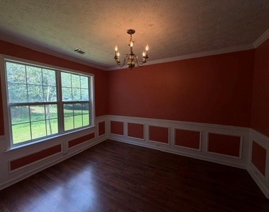 529 Summerbrooke Court - Photo Thumbnail 4