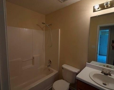 529 Summerbrooke Court - Photo Thumbnail 15