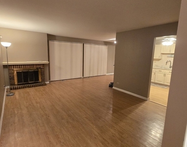 314 Silverwood Court - Photo Thumbnail 4