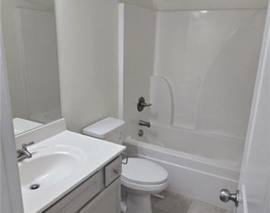 1785 Garbrooke Cove - Photo Thumbnail 15