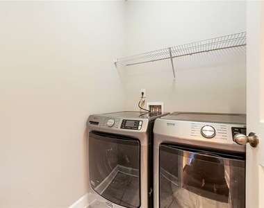 2464 Norwood Drive Se - Photo Thumbnail 28