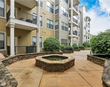 799 Hammond Drive - Photo Thumbnail 2