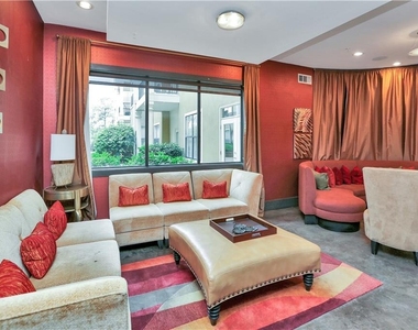 799 Hammond Drive - Photo Thumbnail 6