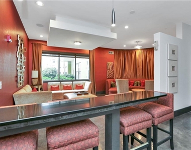 799 Hammond Drive - Photo Thumbnail 7