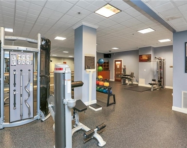 799 Hammond Drive - Photo Thumbnail 23
