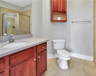 799 Hammond Drive - Photo Thumbnail 19