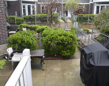 3335 N Racine Avenue - Photo Thumbnail 26