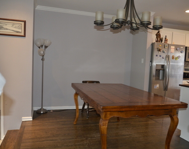 3335 N Racine Avenue - Photo Thumbnail 7