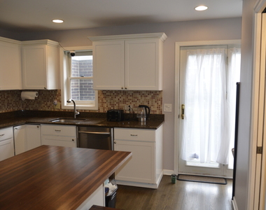 3335 N Racine Avenue - Photo Thumbnail 5
