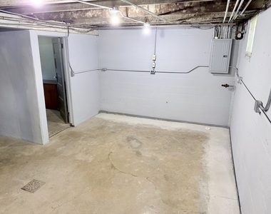 124 E Sunnyside Avenue - Photo Thumbnail 16