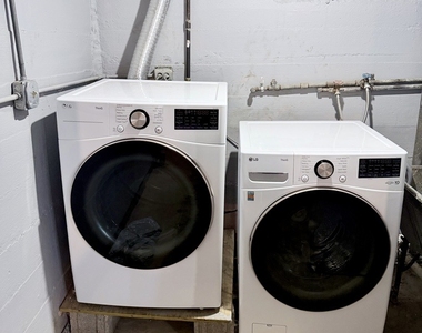 124 E Sunnyside Avenue - Photo Thumbnail 18