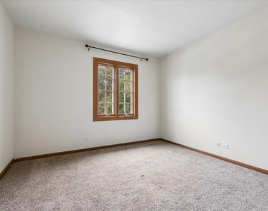 1858 Princeton Circle - Photo Thumbnail 9