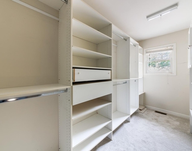 1106 Portsmouth Circle - Photo Thumbnail 25