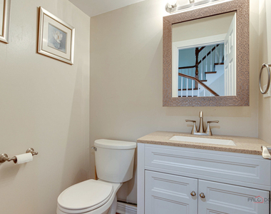 18 Bedford Road - Photo Thumbnail 13