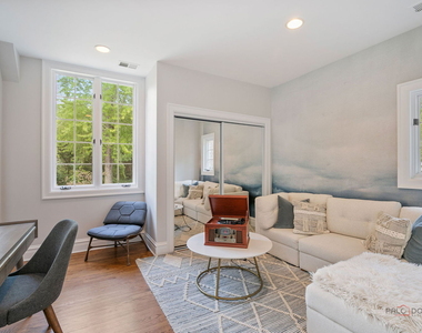 285 W Westminster Avenue - Photo Thumbnail 36